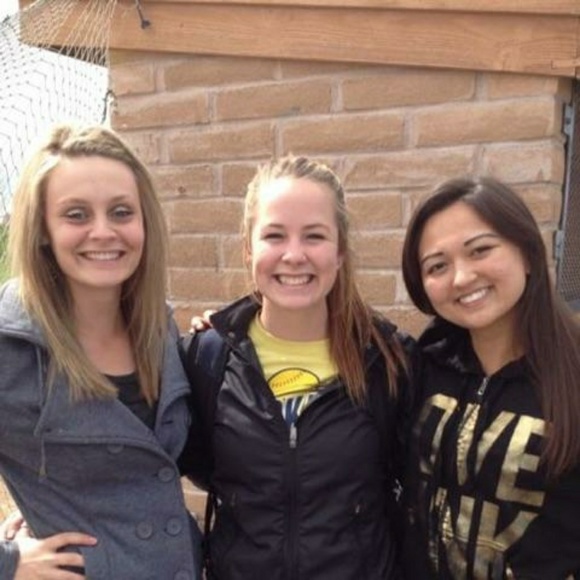 Meet your Posher, Aimee - Picture 3 of 8